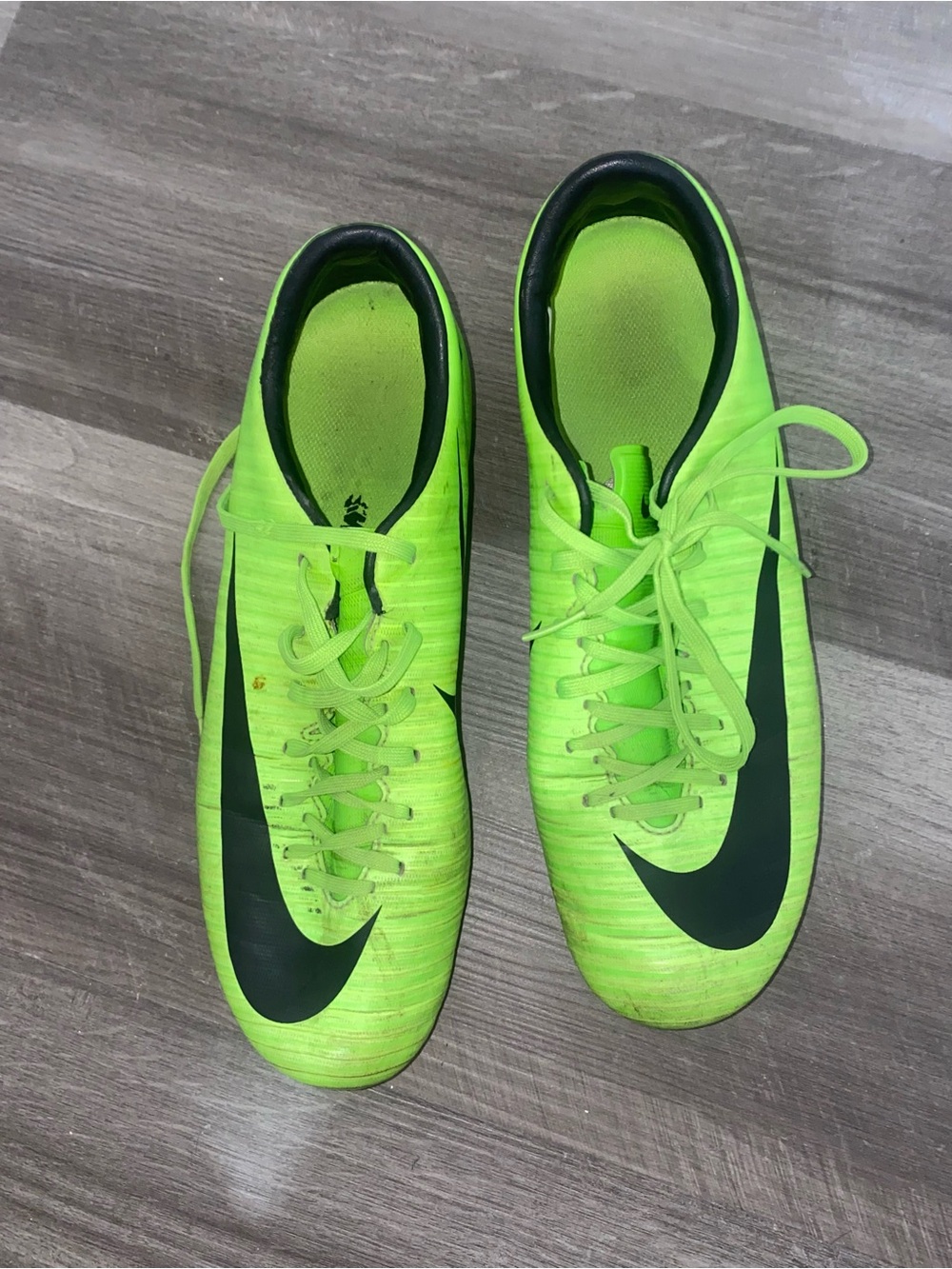 Nike Mercurial Victory VI FG neon green soccer cleats